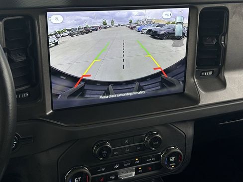 Used 2025 Ford Bronco Big Bend image 18