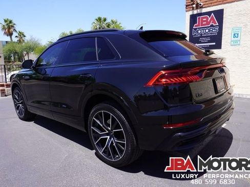 Used 2022 Audi Q8 Premium Plus w/ Premium Plus Package AWD/4WD image 4