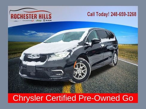 Certified 2024 Chrysler Pacifica Touring-L image 1