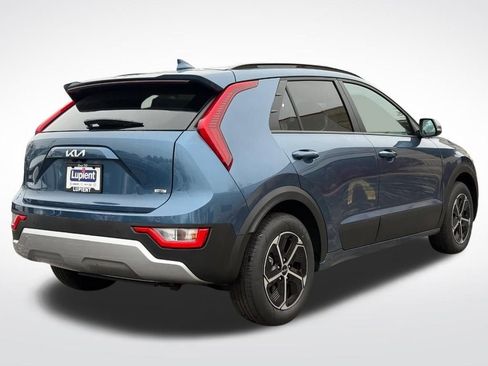 New 2026 Kia Niro EX image 3
