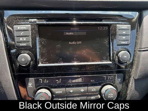 Used 2018 Nissan Rogue SV FWD image 20