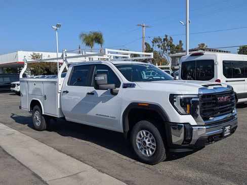 New 2026 GMC Sierra 2500 Pro w/ Convenience Package RWD image 8