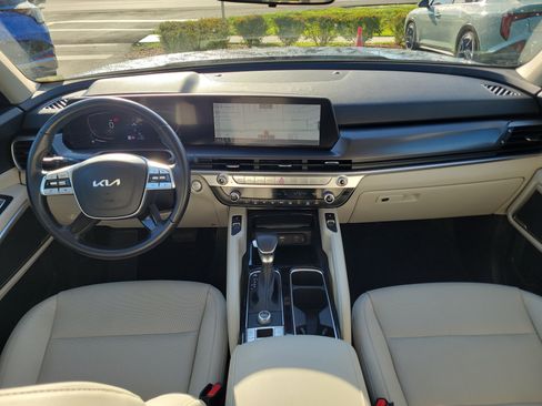 Certified 2023 Kia Telluride S w/ S Sunroof Package FWD image 17