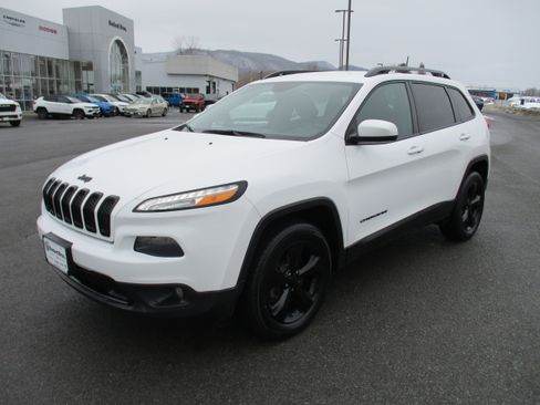 Used 2018 Jeep Cherokee Limited w/ High Altitude Package image 1