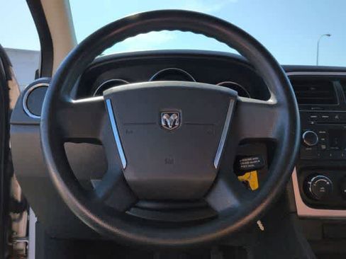 Used 2010 Dodge Caliber SXT FWD image 22