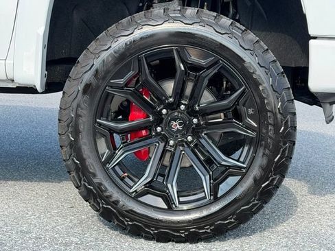 Certified 2026 Chevrolet Silverado 1500 RST AWD/4WD image 18