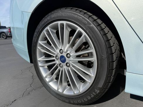 Used 2014 Ford Fusion SE w/ Equipment Group 502A FWD image 10