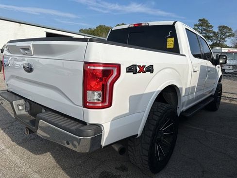 Used 2017 Ford F150 Lariat image 7