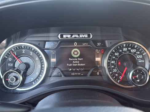 Used 2021 RAM 1500 Big Horn image 15