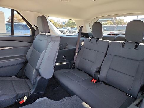 New 2026 Ford Explorer Active image 5