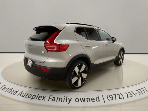 Used 2023 Volvo XC40 Recharge Ultimate AWD/4WD image 5