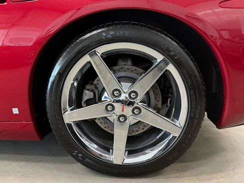 Used 2008 Chevrolet Corvette Convertible w/ Preferred Equipment Group RWD image 46