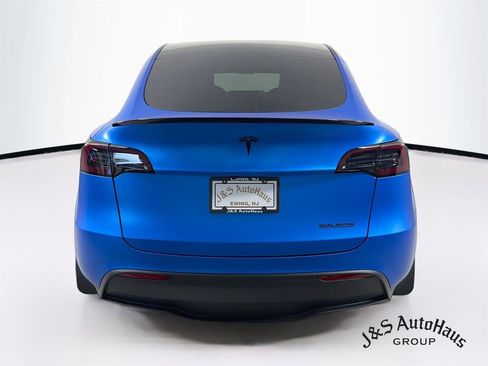 Used 2025 Tesla Model Y Long Range AWD/4WD image 6