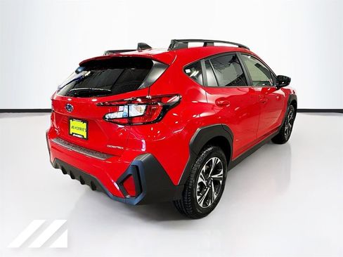 Used 2025 Subaru Crosstrek 2.0i Premium image 5