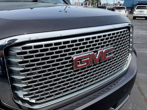 Used 2016 GMC Yukon Denali w/ Open Road Package AWD/4WD image 32