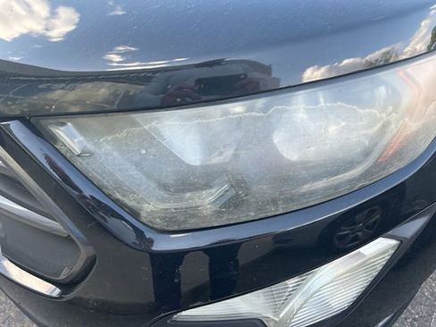 Used 2018 Ford EcoSport SES image 9