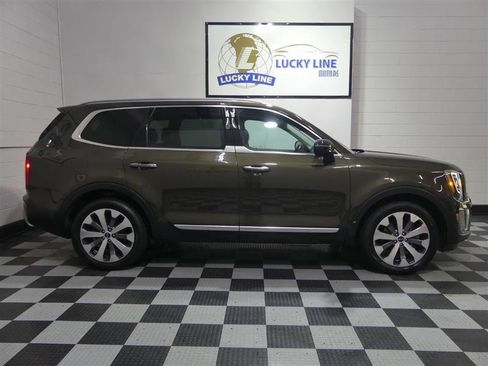 Used 2021 Kia Telluride S AWD/4WD image 6