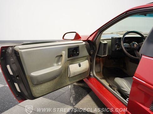 Used 1987 Pontiac Fiero GT RWD image 37