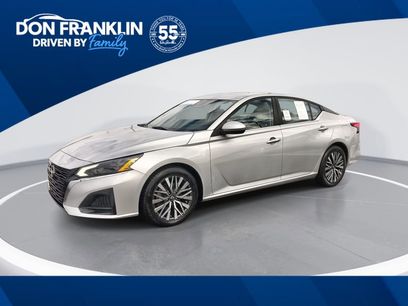 Used 2023 Nissan Altima 2.5 SV