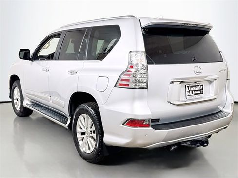 Used 2017 Lexus GX 460 image 6