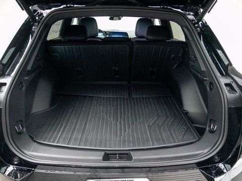 New 2026 Chevrolet Equinox EV LT AWD/4WD image 10