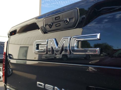 Used 2024 GMC Sierra 3500 Denali Ultimate AWD/4WD image 6