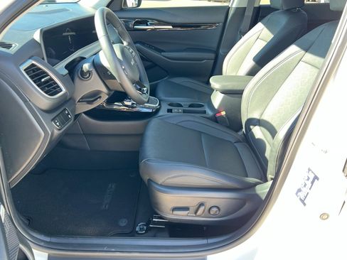 Used 2025 Kia Seltos SX image 18