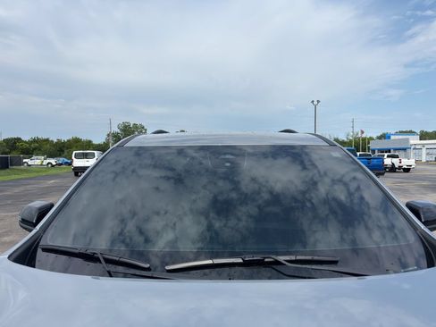 Used 2026 Chevrolet Traverse LT w/ Driver Confidence Package AWD/4WD image 25