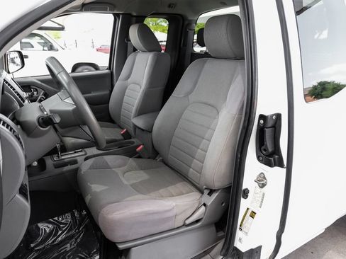 Used 2019 Nissan Frontier S RWD image 32