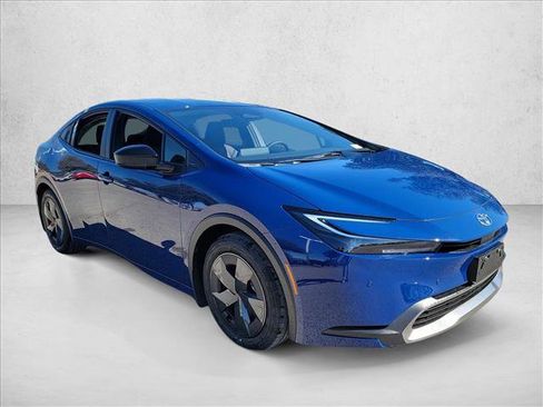 New 2026 Toyota Prius Plug-In Hybrid image 3