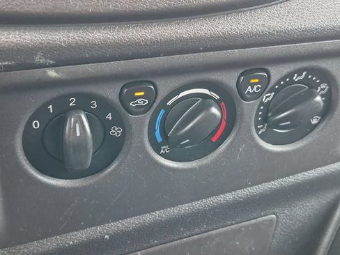 Used 2015 Ford Transit 350 148 Medium Roof RWD image 18