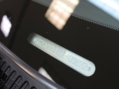 Used 2005 Pontiac GTO image 29