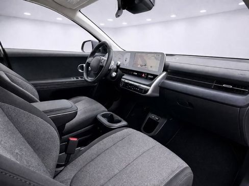 Used 2024 Hyundai Ioniq 5 SEL AWD/4WD image 13