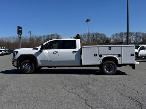New 2026 GMC Sierra 3500 Pro w/ Convenience Package AWD/4WD image 6