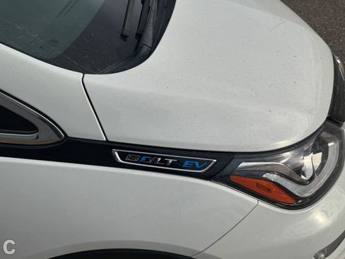 Used 2021 Chevrolet Bolt LT image 8