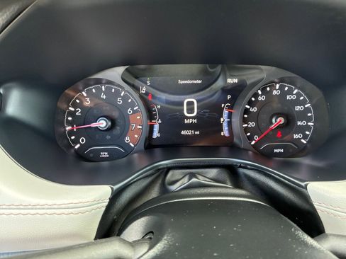 Used 2025 Jeep Compass Limited image 41