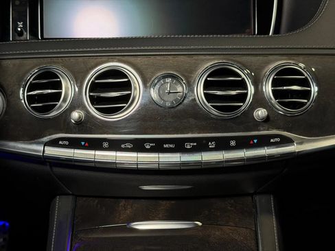Used 2015 Mercedes-Benz S 550 Sedan image 36