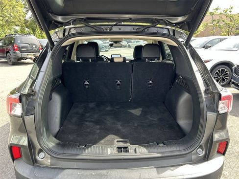 Used 2020 Ford Escape Titanium image 26