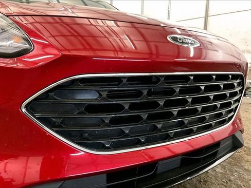 Certified 2022 Ford Escape SEL w/ SEL Stealth AWD Package image 29