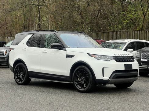 Used 2019 Land Rover Discovery HSE image 1