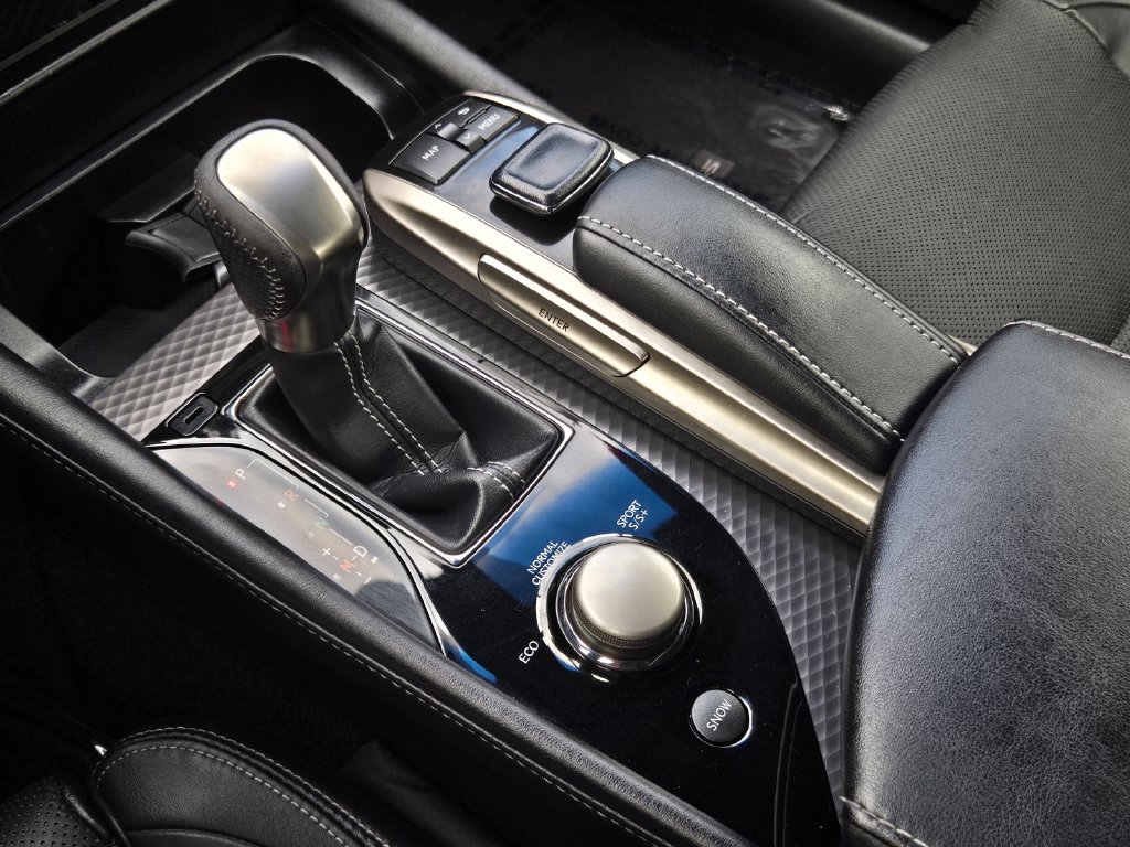 Used 2019 Lexus GS 350 F Sport w/ Preferred Accessory Package RWD image 22