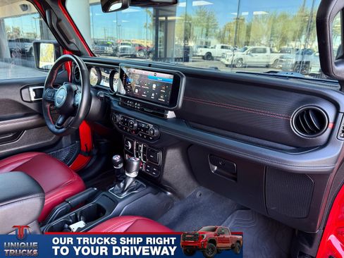 Used 2024 Jeep Wrangler Unlimited Rubicon 392 image 29