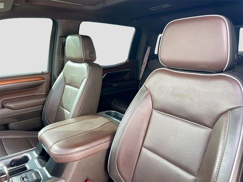 Used 2023 GMC Sierra 1500 Denali w/ Denali Reserve Package image 13