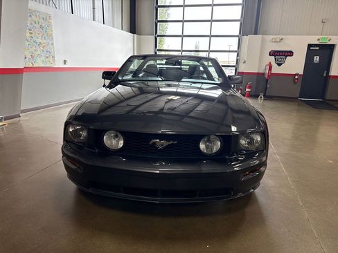 Used 2007 Ford Mustang GT image 88
