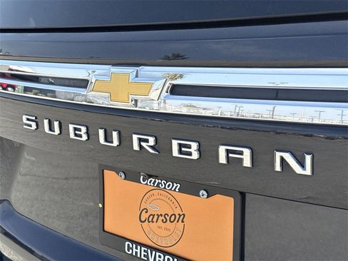 Used 2024 Chevrolet Suburban LT image 29