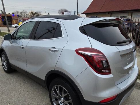 Used 2019 Buick Encore Sport Touring image 9