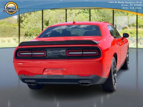 Used 2020 Dodge Challenger SXT w/ Plus Package RWD image 4