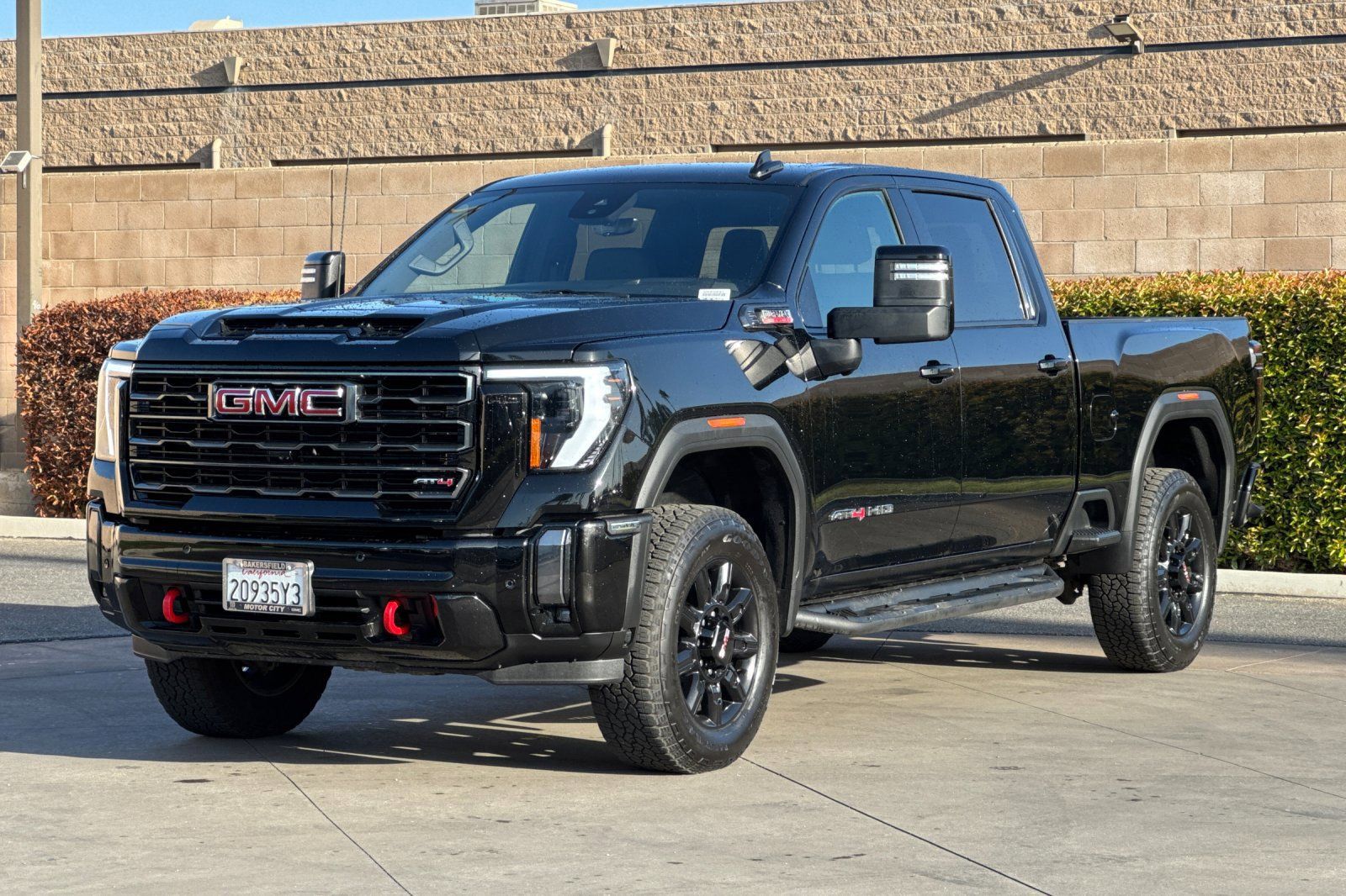 Used 2024 GMC Sierra 2500 AT4 w/ Max Trailering Package AWD/4WD image 8