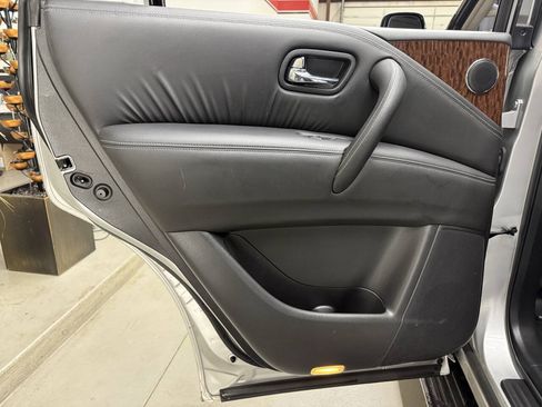 Used 2019 Nissan Armada Platinum w/ Captain's Chairs Package AWD/4WD image 13