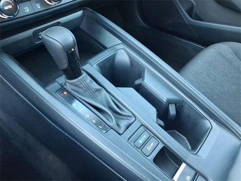 Used 2025 Honda Accord SE image 17